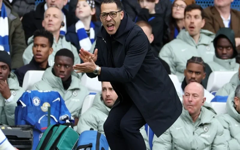 تشيلسي يكتشف هوية الشخص المتورط في تسريب أسرار الفريق للجماهير والإعلام